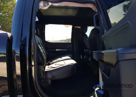 2023 Ford F-150 Xlt from USA, damaged, VIN 1FTFW1E54PKD42911